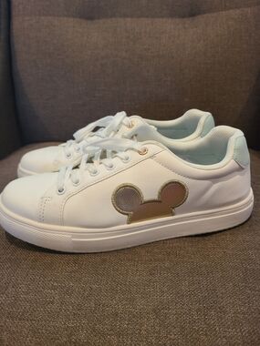 Mickey Mouse low-top sneakers from Aldi - 10